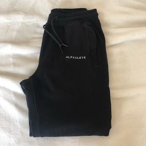 Alphalete black joggers M